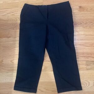 Chico’s so slimming by Chico’s Black stretch cuffed capris Sz 2.5/L